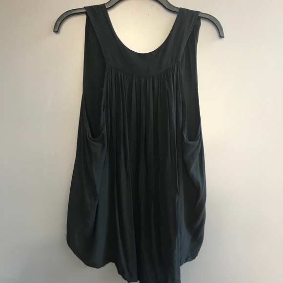 ⚠️⬇️Metropark asymmetrical deep v tank - Picture 6 of 6